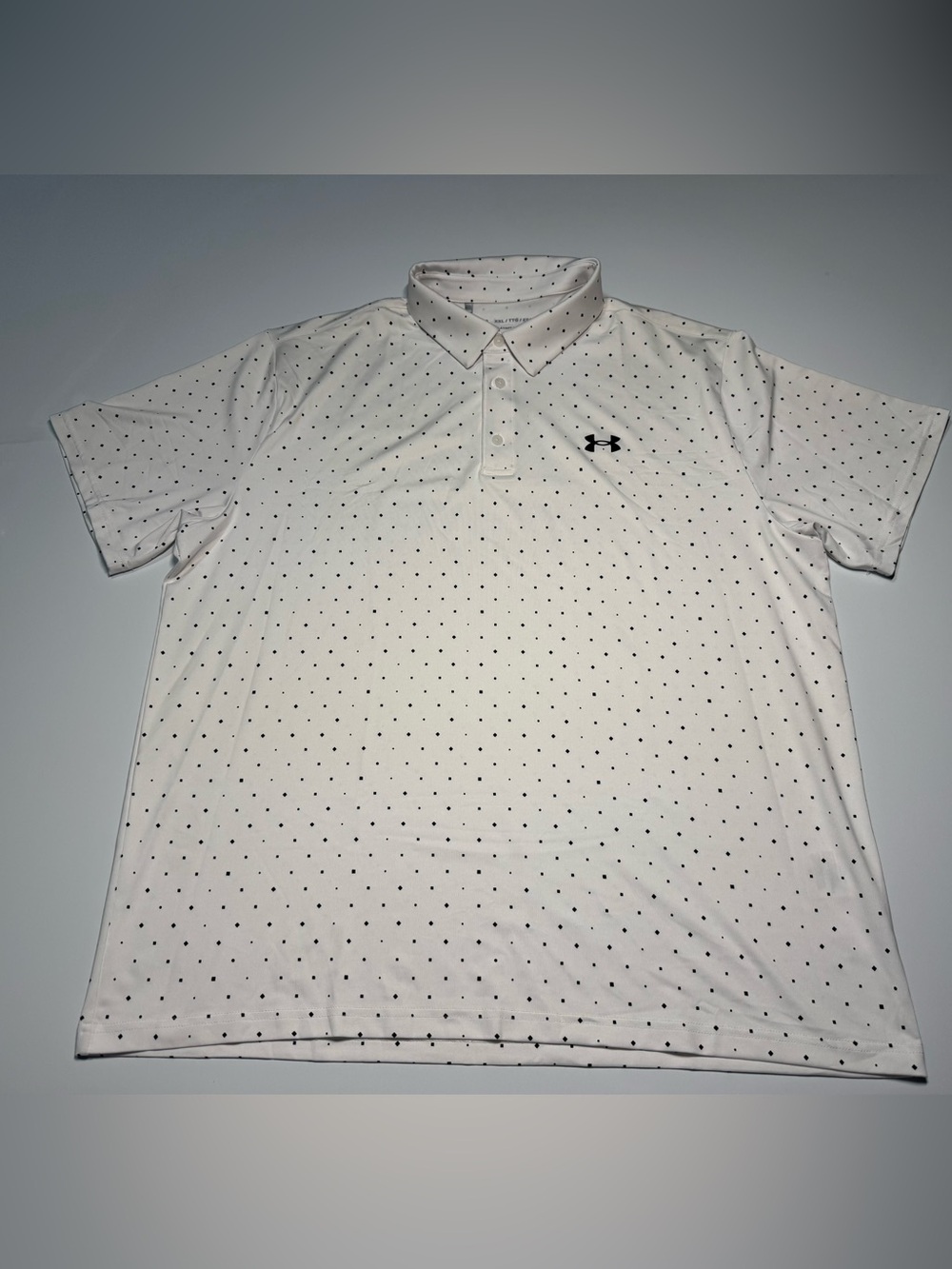 Under Armour The Playoff Polo Golf Shirt Mens 2XL White With Squares Design